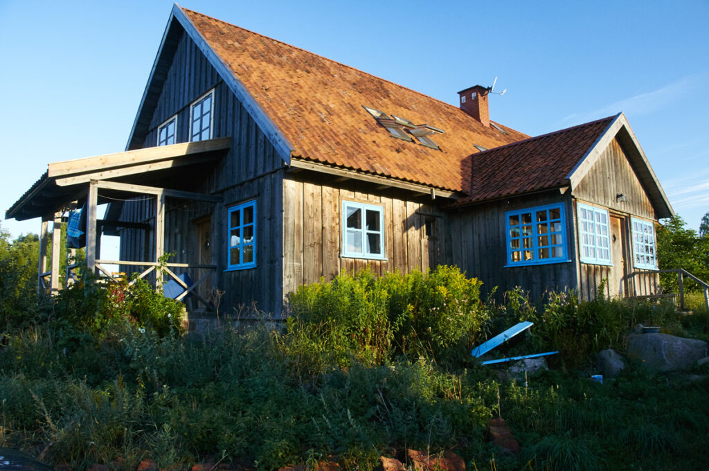 Nowy Drewniany Dom ośrodek Konie i Ludzie